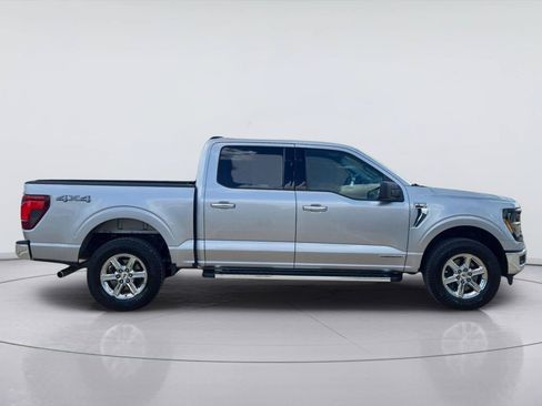 Used 2025 Ford F150 XLT w/ Equipment Group 301A Standard AWD/4WD image 6