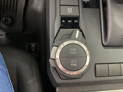 New 2025 Toyota Tacoma SR5 image 22