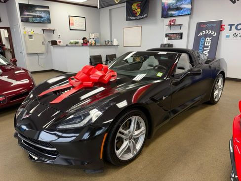 Used 2016 Chevrolet Corvette Stingray Coupe w/ Battery Protection Package RWD image 28