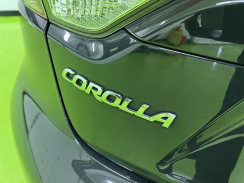 Used 2023 Toyota Corolla LE FWD image 12