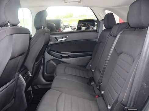 Used 2016 Ford Edge SE FWD image 30