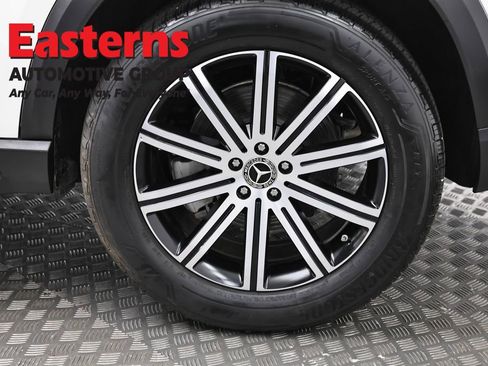 Used 2025 Mercedes-Benz GLE 450e 4MATIC image 33