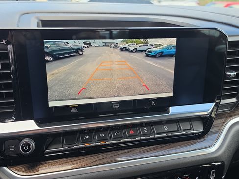 Certified 2025 Chevrolet Silverado 1500 LT Trail Boss w/ Convenience Package II AWD/4WD image 25