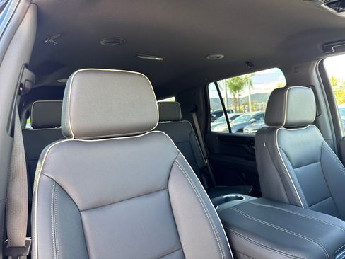 Used 2026 GMC Yukon Elevation RWD image 18