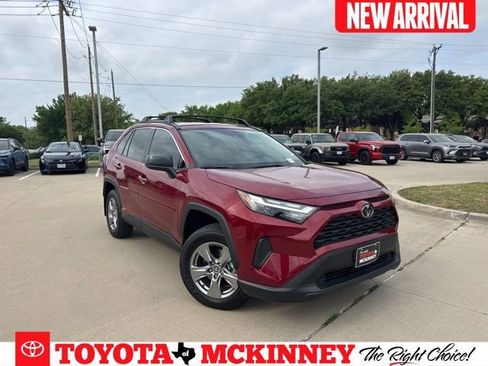 Certified 2025 Toyota RAV4 LE image 1