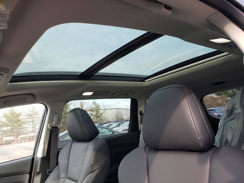 New 2026 Subaru Ascent Limited image 7