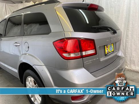 Used 2015 Dodge Journey SXT w/ Flexible Seating Group image 8