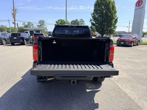 Certified 2026 Toyota Tacoma TRD Off-Road w/ TRD Off Road Upgrade Package AWD/4WD image 15