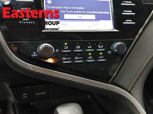 Used 2019 Toyota Camry LE FWD image 20