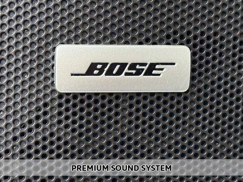 Used 2020 GMC Sierra 1500 Elevation w/ Elevation Value Package image 3