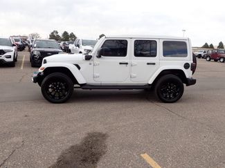 Used 2023 Jeep Wrangler Sahara video 2