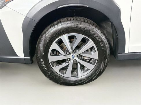 Used 2024 Subaru Outback Premium image 29