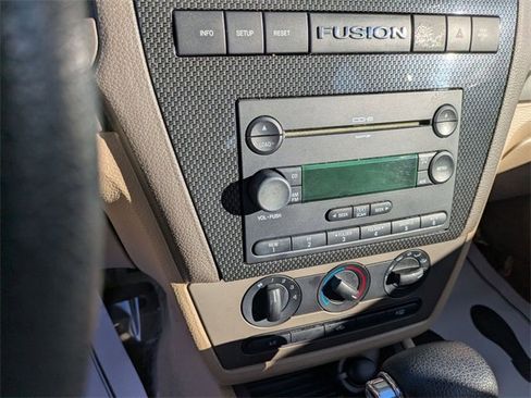 Used 2006 Ford Fusion SE image 16
