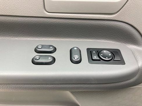 Used 2004 Ford Freestar SE FWD image 14