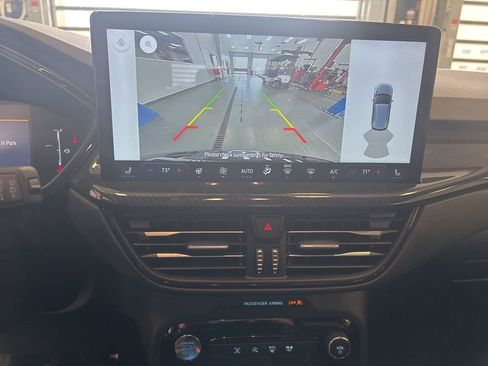 Used 2024 Ford Escape ST-Line w/ Tech Pack #1 image 4