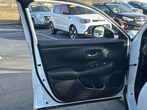 Certified 2023 Honda HR-V Sport image 11