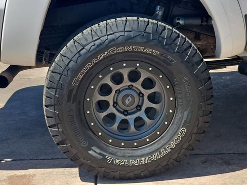 Used 2014 Toyota Tacoma 4x4 Double Cab w/ TRD Sport Package image 36