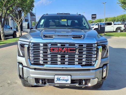New 2026 GMC Sierra 2500 Denali w/ Denali Reserve Package AWD/4WD image 25