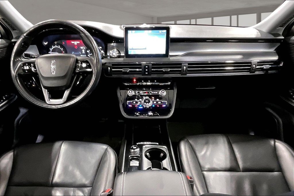 Used 2022 Lincoln Corsair AWD w/ Premium Package image 8