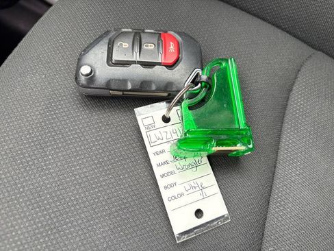 Used 2020 Jeep Wrangler Unlimited Sport S image 25