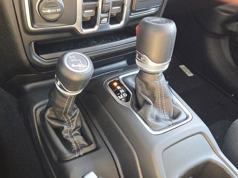 New 2026 Jeep Gladiator Sport image 28