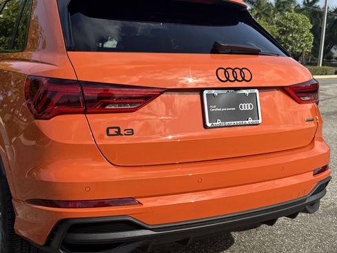 Used 2024 Audi Q3 2.0T Premium w/ Convenience Package AWD/4WD image 10