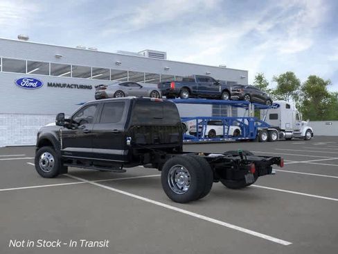 New 2026 Ford F450 4x4 Crew Cab Super Duty image 4