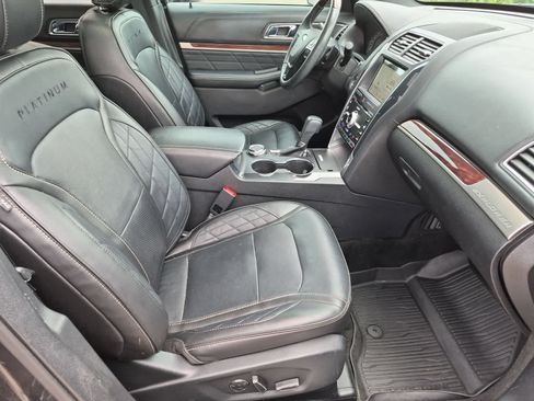 Used 2018 Ford Explorer Platinum AWD/4WD image 23