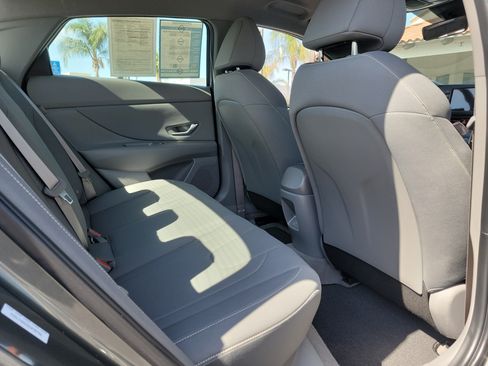 Certified 2025 Hyundai Elantra Sport FWD image 24