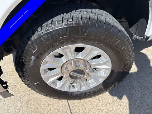 Used 2022 Ford F250 XL w/ STX Appearance Package image 17