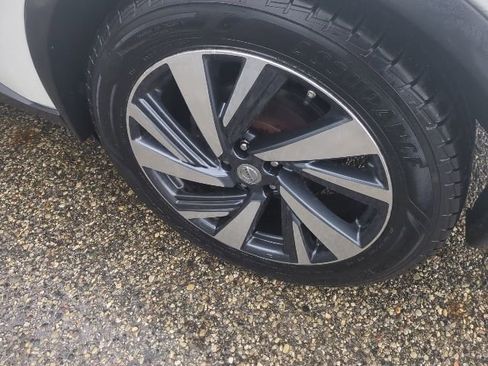 Used 2015 Nissan Murano Platinum w/ Platinum Technology Package image 7