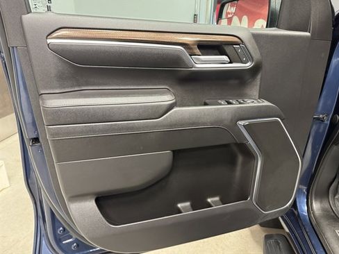 Used 2023 Chevrolet Silverado 1500 RST image 15