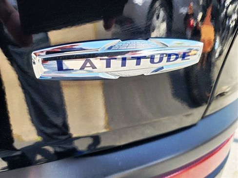 Used 2018 Jeep Cherokee Latitude image 26