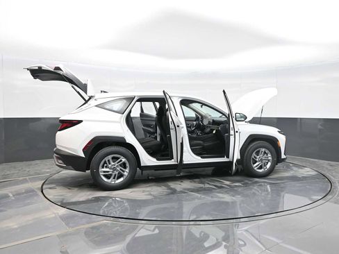 New 2026 Hyundai Tucson SE image 31