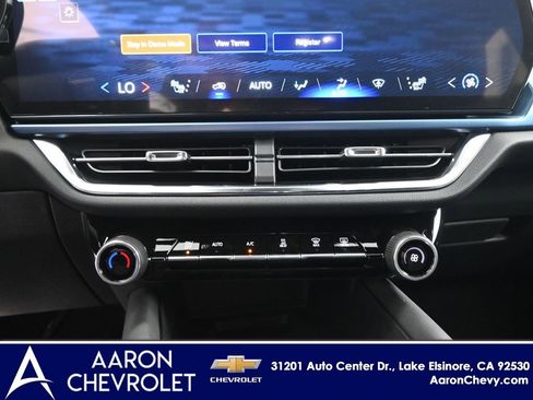 New 2026 Chevrolet Equinox EV LT image 12