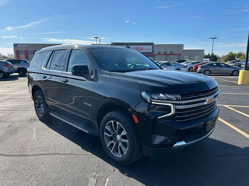 Used 2021 Chevrolet Tahoe LT w/ LT Signature Package AWD/4WD image 1