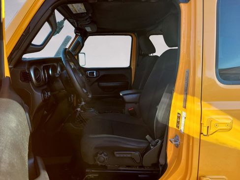Used 2021 Jeep Wrangler Unlimited Sport image 11