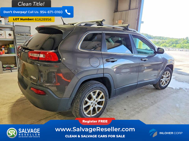 Used 2014 Jeep Cherokee Latitude w/ Cold Weather Group AWD/4WD image 4