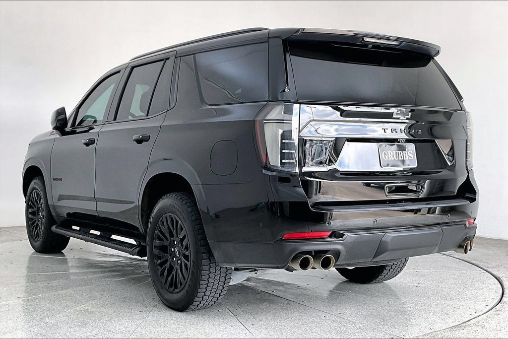 Used 2025 Chevrolet Tahoe Z71 w/ Z71 Off-Road Package AWD/4WD image 15