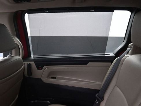 Certified 2024 Honda Odyssey Touring image 33