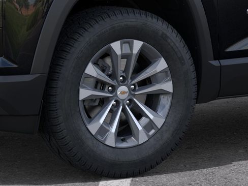 New 2026 Chevrolet Equinox LT w/ Safety and Technology Package FWD image 33