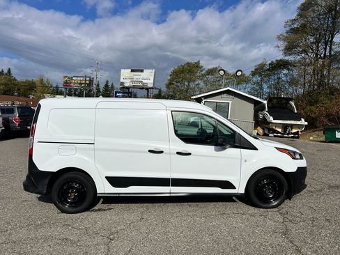 Used 2022 Ford Transit Connect XL image 8