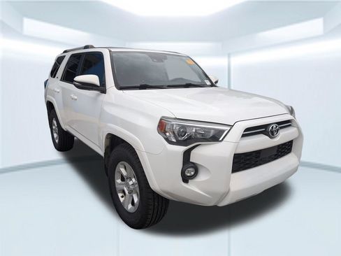 Used 2023 Toyota 4Runner SR5 Premium w/ Moonroof Package RWD image 3