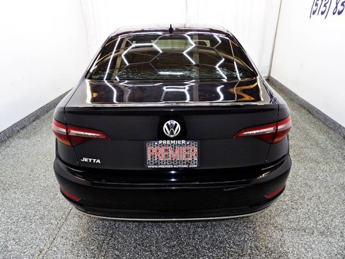 Used 2019 Volkswagen Jetta S w/ Driver Assistance Package FWD image 5