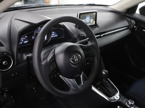 Used 2018 Toyota Yaris iA image 19