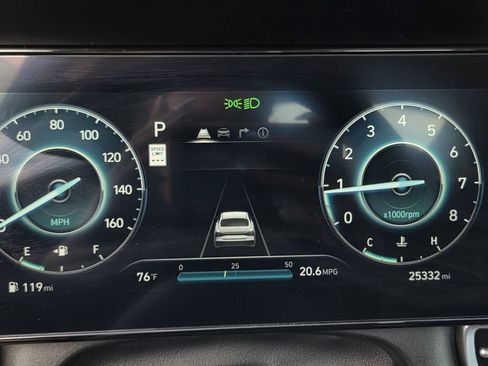 Used 2024 Hyundai Elantra SEL FWD image 22