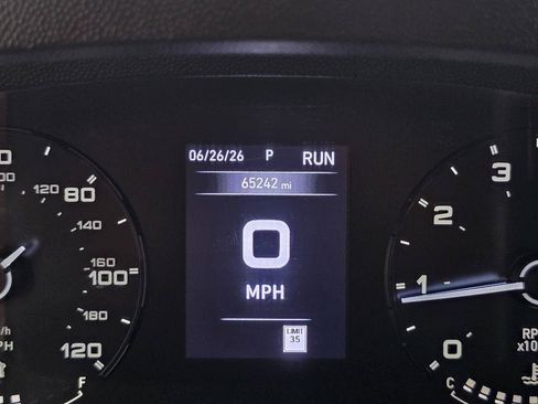 Used 2025 RAM ProMaster 2500 w/ Convenience Group FWD image 16