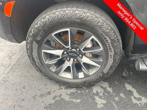 Used 2023 Chevrolet Tahoe Z71 w/ Z71 Off-Road Package AWD/4WD image 26