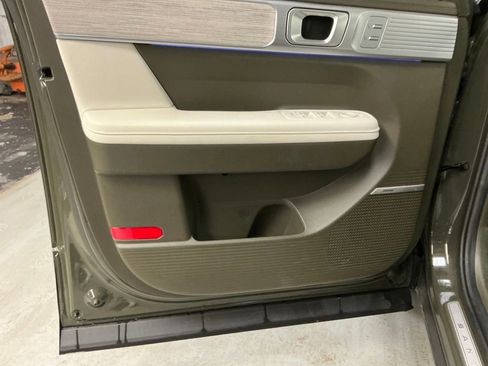 Certified 2025 Hyundai Santa Fe Calligraphy image 15