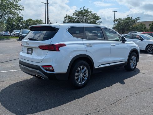 Used 2019 Hyundai Santa Fe SE FWD image 5